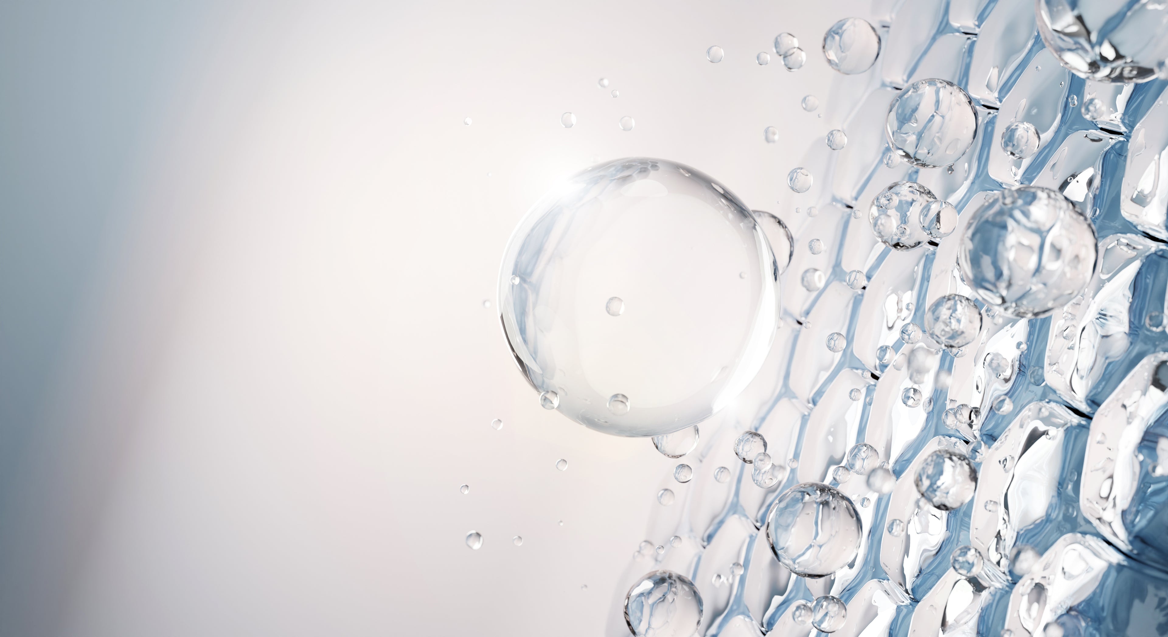 Abstrakte Darstellung von hydratisierter Hautstruktur auf zellulärer Ebene mit klaren Wassertropfen und Blasen, die tiefe Feuchtigkeit und Zellregeneration durch Kollagen symbolisieren.